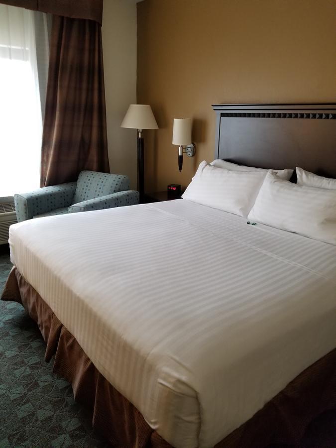 Holiday Inn Express Hotel & Suites Canton By Ihg Exteriér fotografie