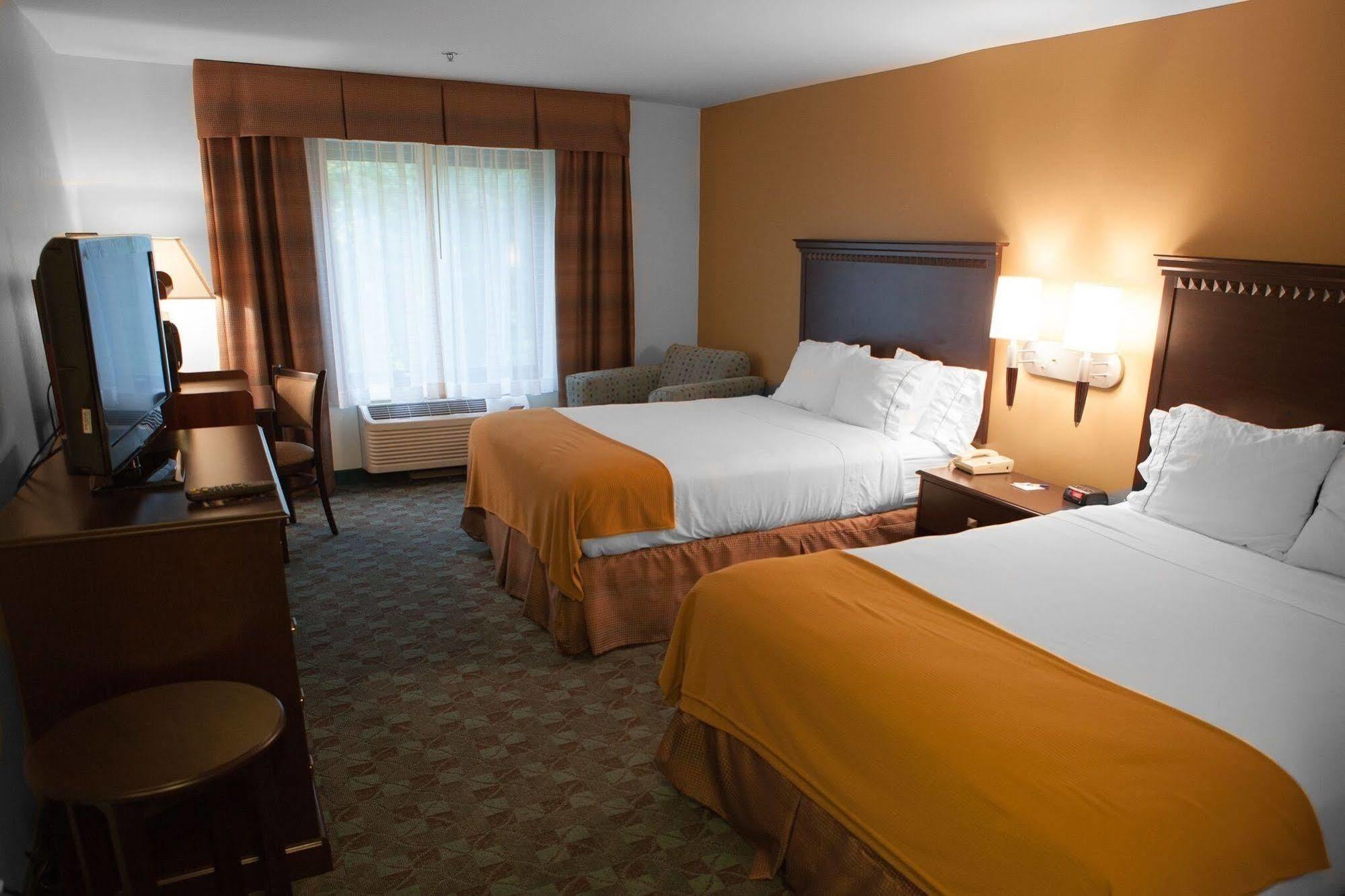 Holiday Inn Express Hotel & Suites Canton By Ihg Exteriér fotografie